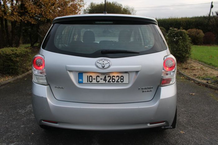 Toyota Verso 2010