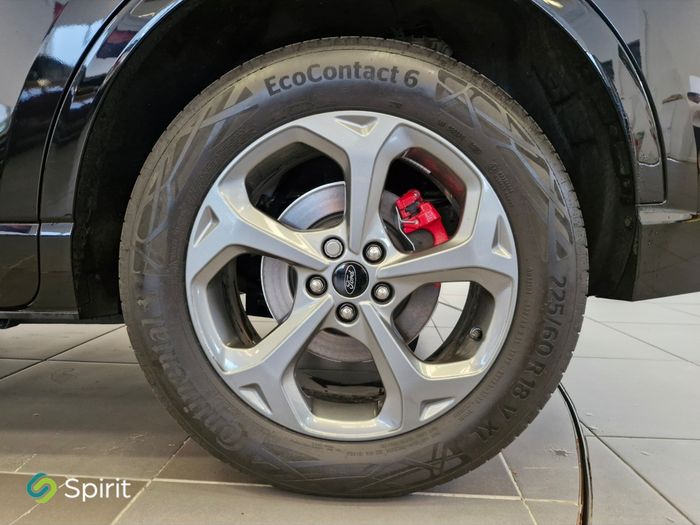 Ford Kuga 2025
