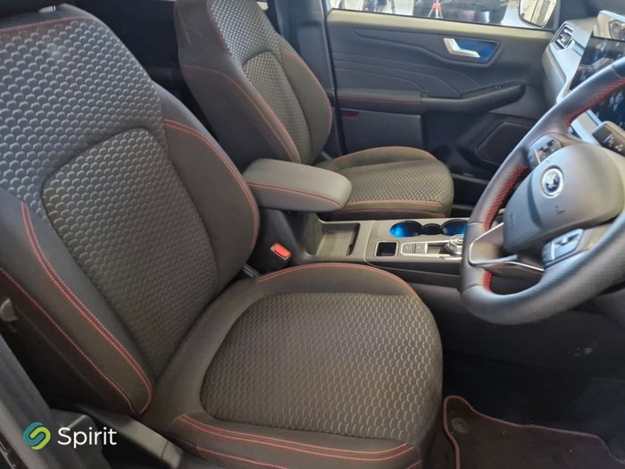 Ford Kuga 2025