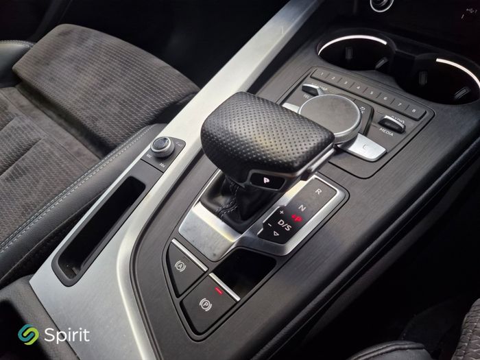 Audi A4 2019
