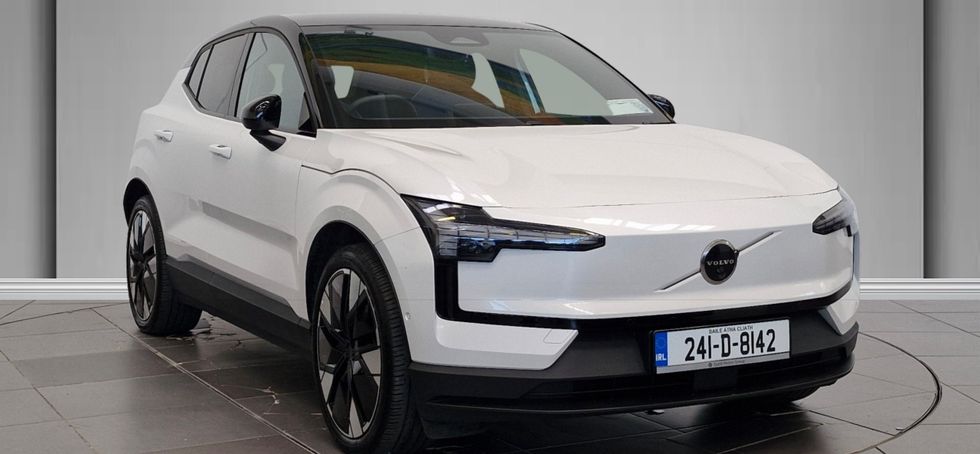 Volvo EX30 2024