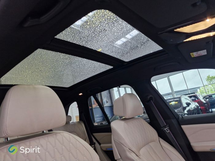 BMW X5 2021