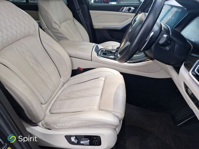 BMW X5 2021