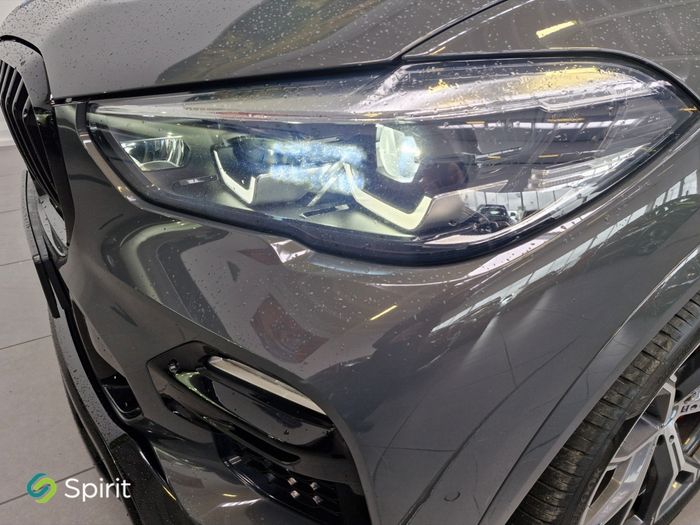BMW X5 2021