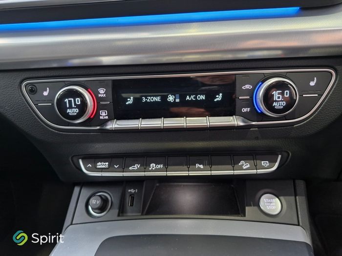 Audi Q5 2021
