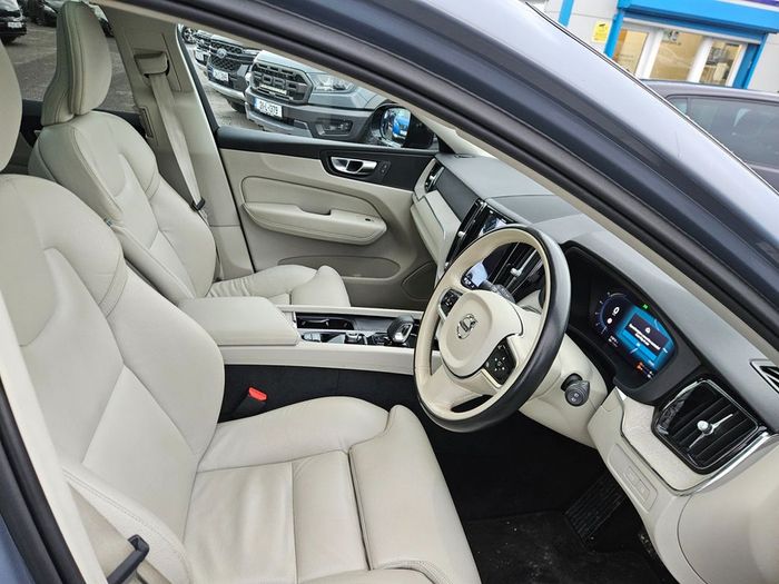 Volvo XC60 2023