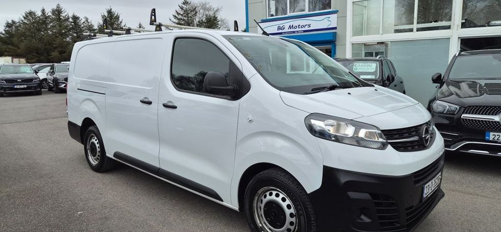 Opel Vivaro 2023