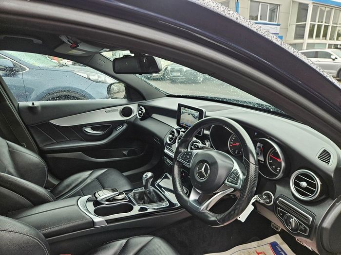 Mercedes-Benz C-Class 2019