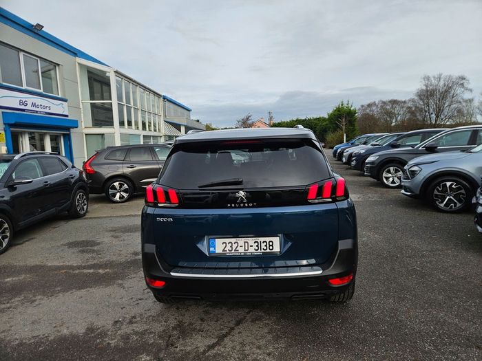 Peugeot 5008 2023