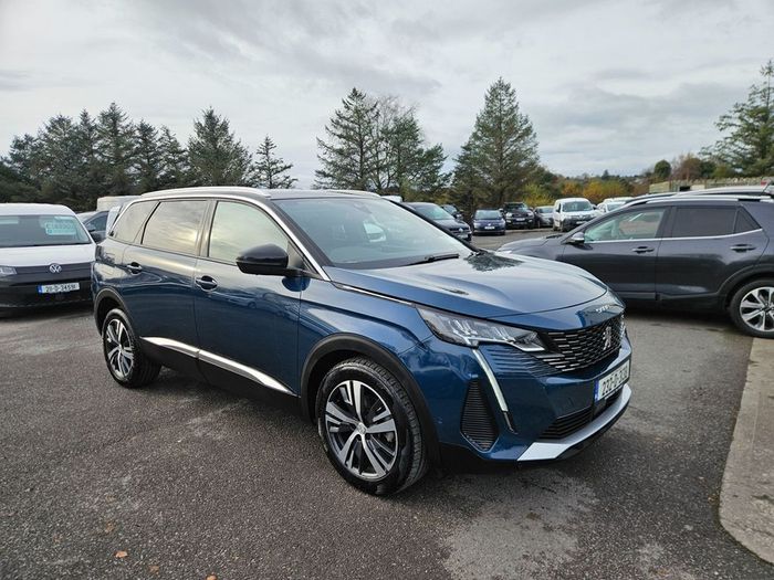 Peugeot 5008 2023