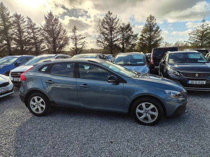 Volvo V40 2014