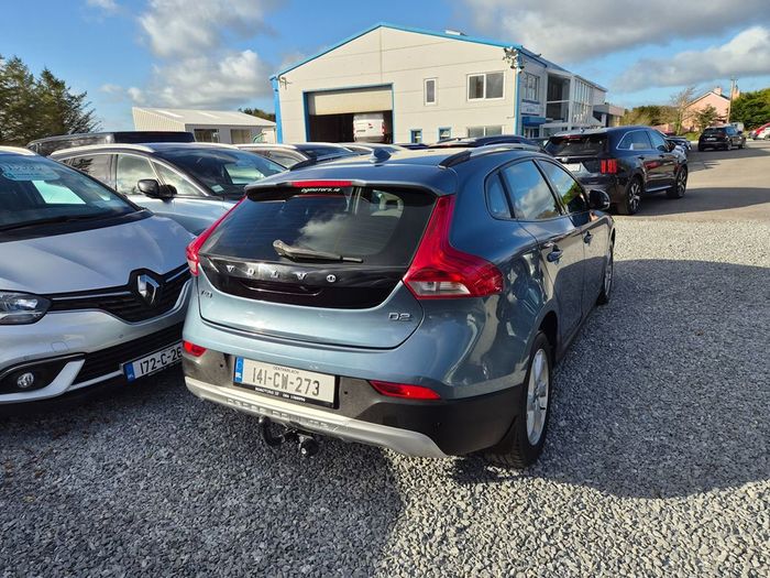 Volvo V40 2014