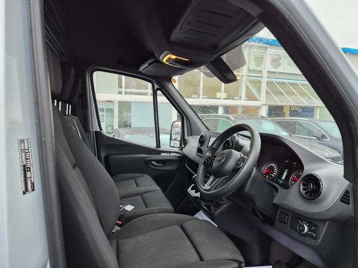 Mercedes-Benz Sprinter 2021