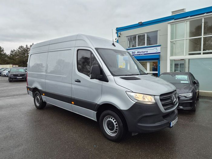 Mercedes-Benz Sprinter 2021