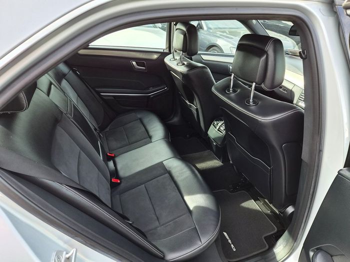Mercedes-Benz E-Class 2015