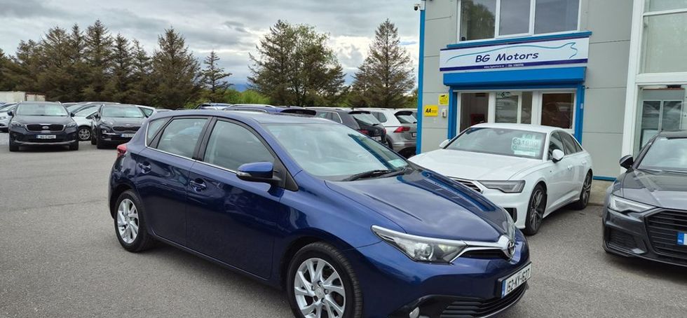 Toyota Auris 2015