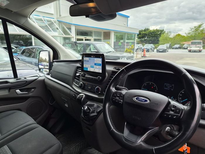Ford Transit 2021