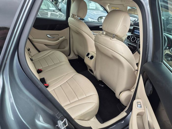 Mercedes-Benz GLC-Class 2018