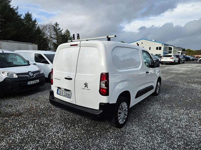 Peugeot Partner 2022