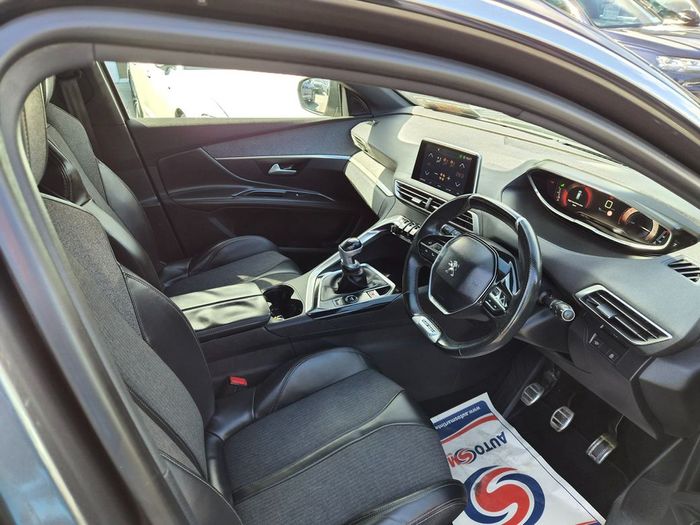 Peugeot 5008 2018