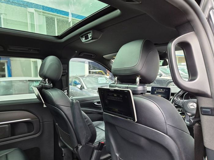 Mercedes-Benz V-Class 2017