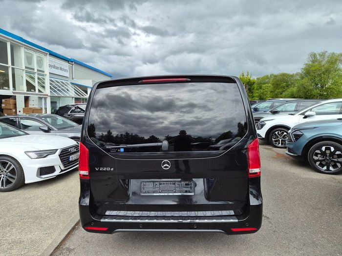Mercedes-Benz V-Class 2017