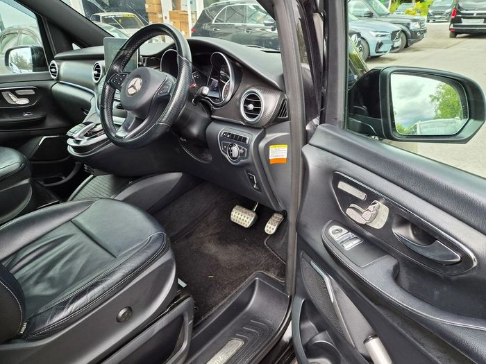 Mercedes-Benz V-Class 2017