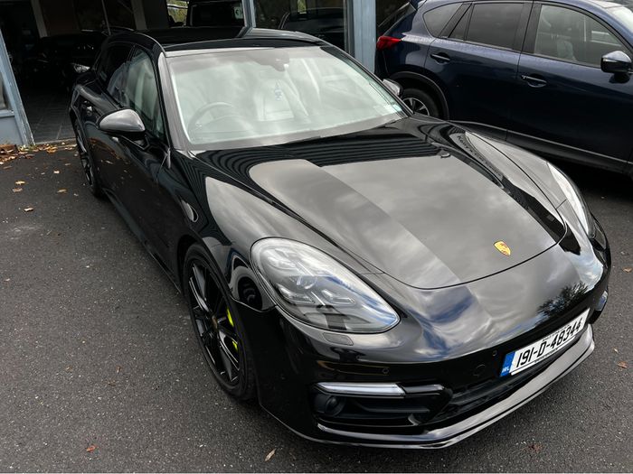 Porsche Panamera 2019