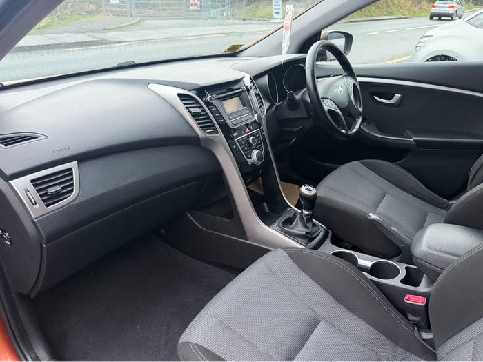 Hyundai i30 2016