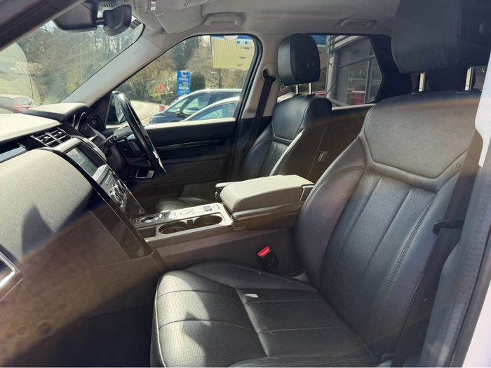 Land Rover Discovery 2020