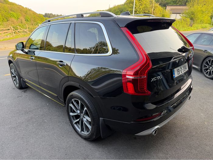 Volvo XC90 2019
