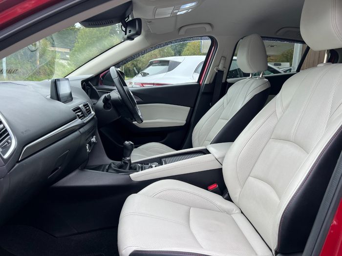 Mazda 3 2017