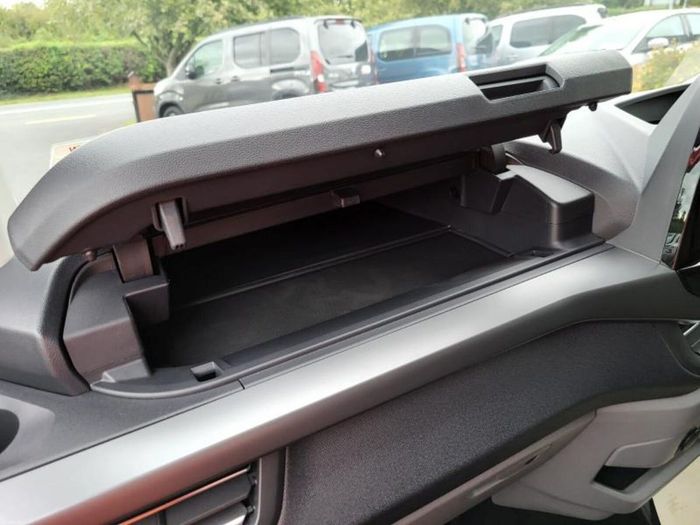 Ford Tourneo Custom 2025