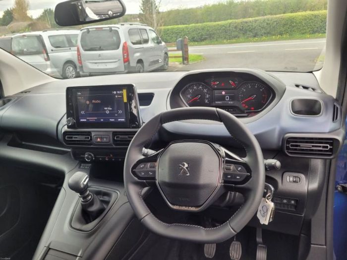 Peugeot Rifter 2023