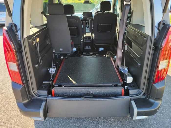 Peugeot Rifter 2022