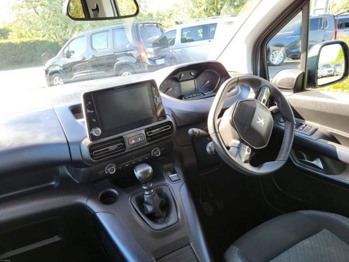 Peugeot Rifter 2022