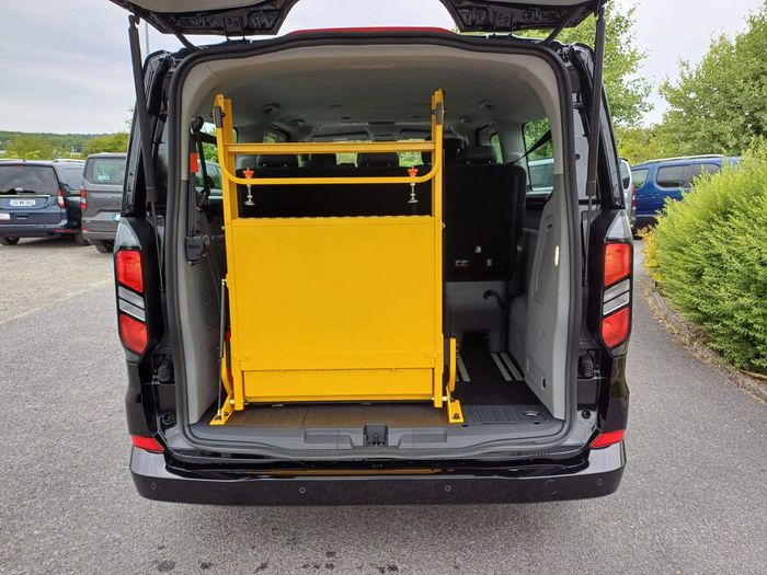 Ford Tourneo Custom 2026