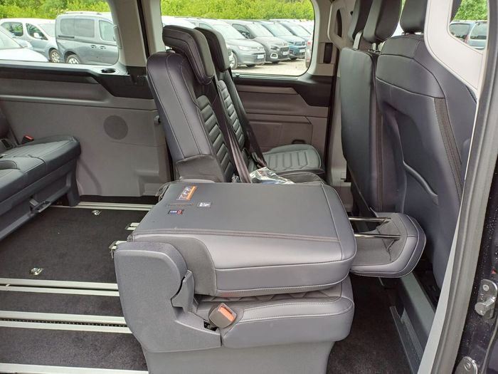 Ford Tourneo Custom 2026