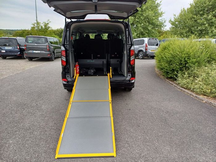 Ford Tourneo Custom 2026