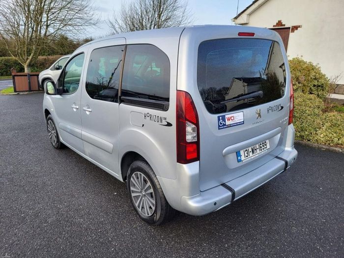 Peugeot Partner Tepee 2013