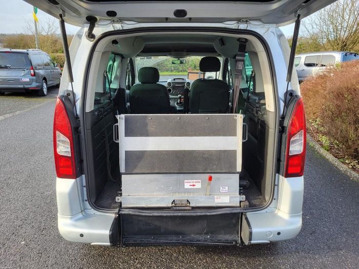 Peugeot Partner Tepee 2013