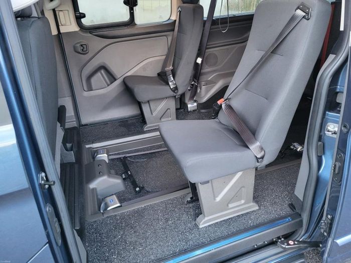 Ford Tourneo Custom 2022
