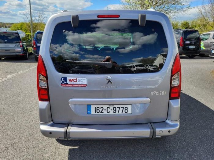 Peugeot Partner Tepee 2016