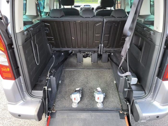 Peugeot Partner Tepee 2016