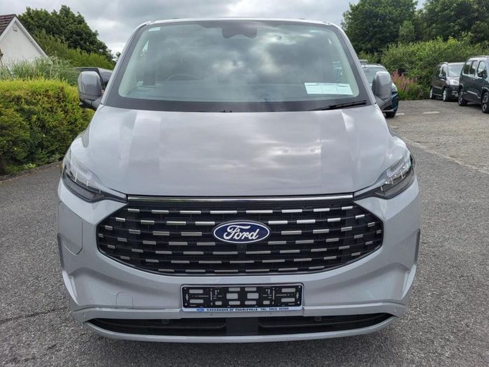 Ford Tourneo Custom 2026