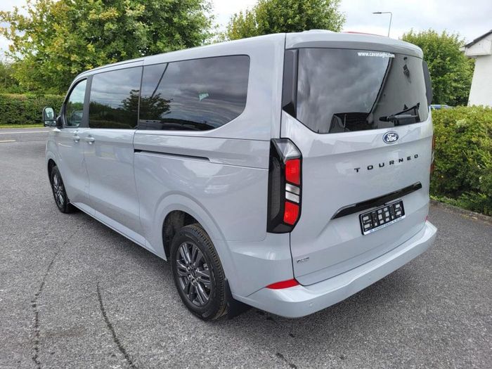 Ford Tourneo Custom 2026