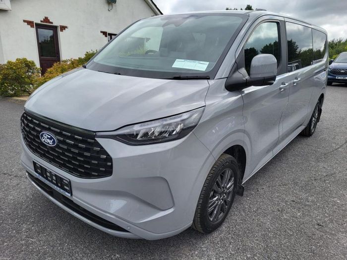 Ford Tourneo Custom 2026