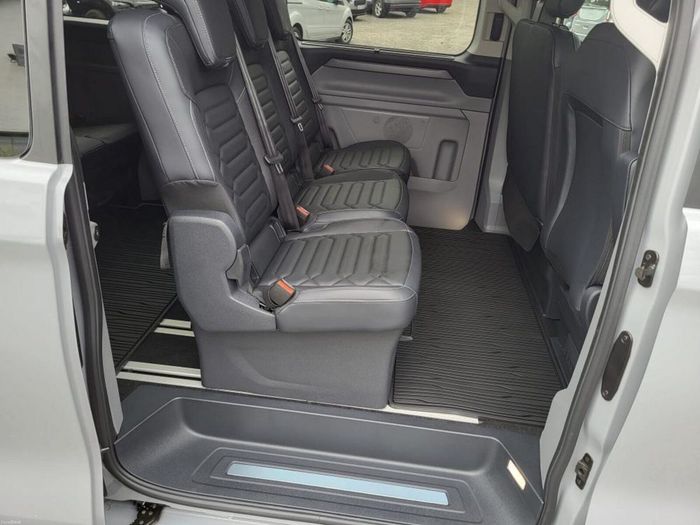 Ford Tourneo Custom 2026