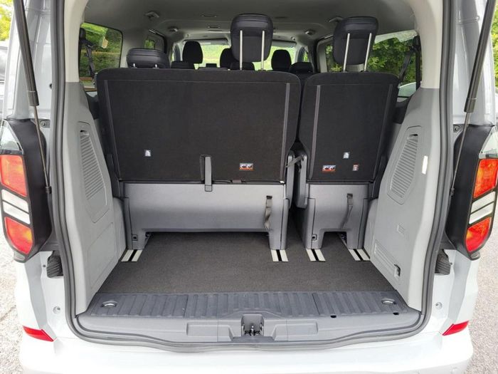 Ford Tourneo Custom 2026