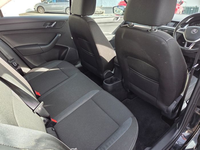 Skoda Rapid 2015